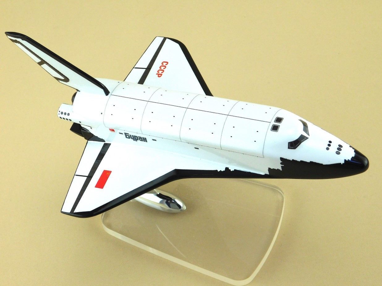 Модель бурана. Буран модель 1/144. Модель Буран (м1:144). Сборная модель Буран 1-144. Космический корабль Буран 1:144.