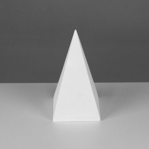 Гипсовая модель Пирамида четырехгранная