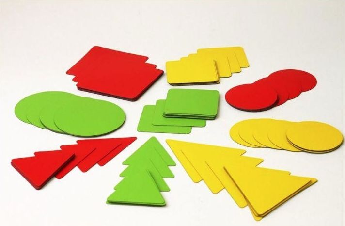 Набор магнитных карточек "Геометрические фигуры: изучаем форму, цвет, размер" 90 шт