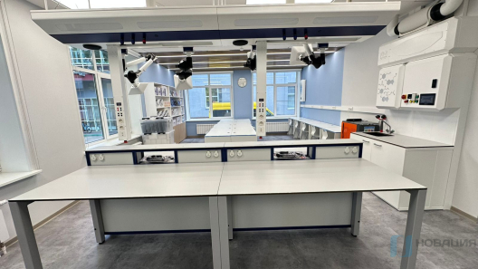 Потолочная система электроснабжения