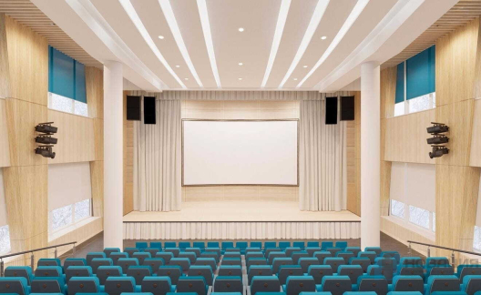 Комплект проекционного оборудования для актового зала