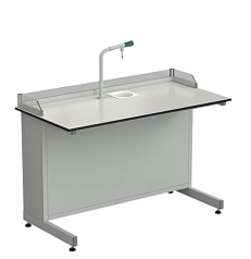 Стол ученический с бортиком и сантехникой