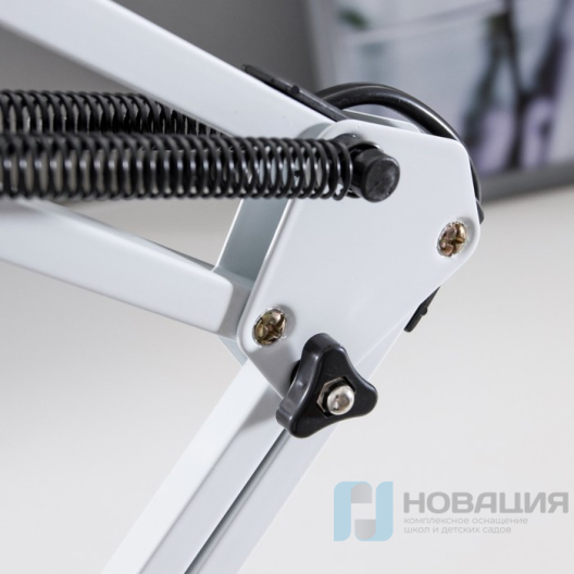 Лампа настольная на струбцине, 14х12х71 см (E27)