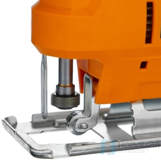 Лобзик электрический 600 В