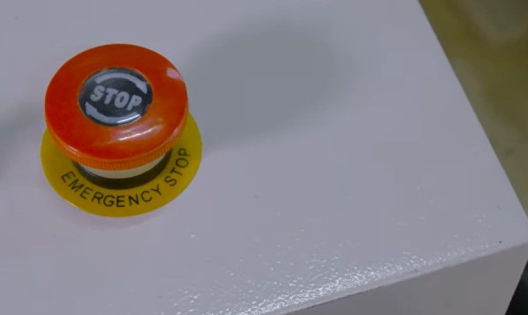 Фрезерный станок WATTSAN 0404 MINI с ЧПУ  (для работы по дереву, стеклу и другим материалам)